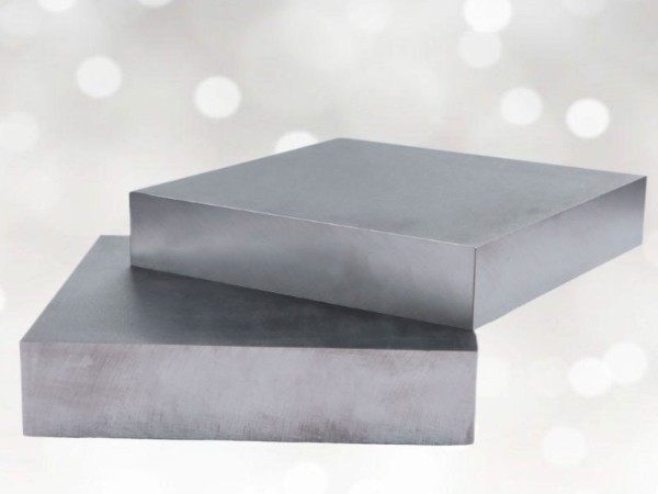 常用模具材料分類表